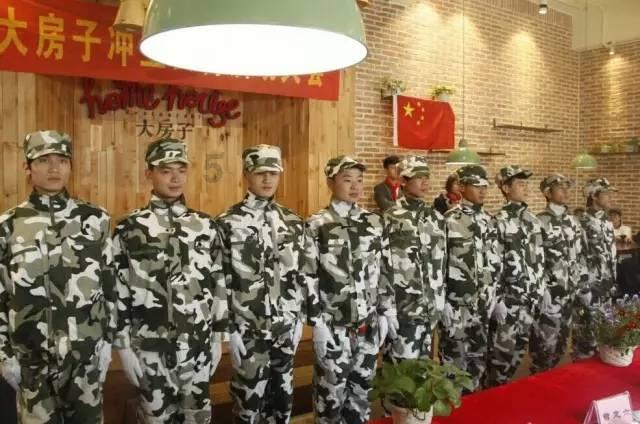 帕金森病有什么典型症状？